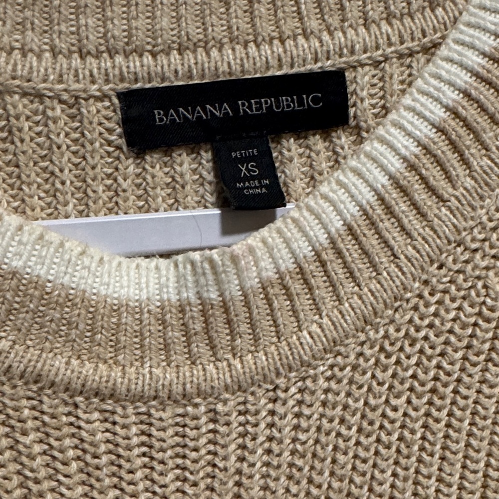 Banana Republic Beige and White Striped Sweater - Picture 2 of 6